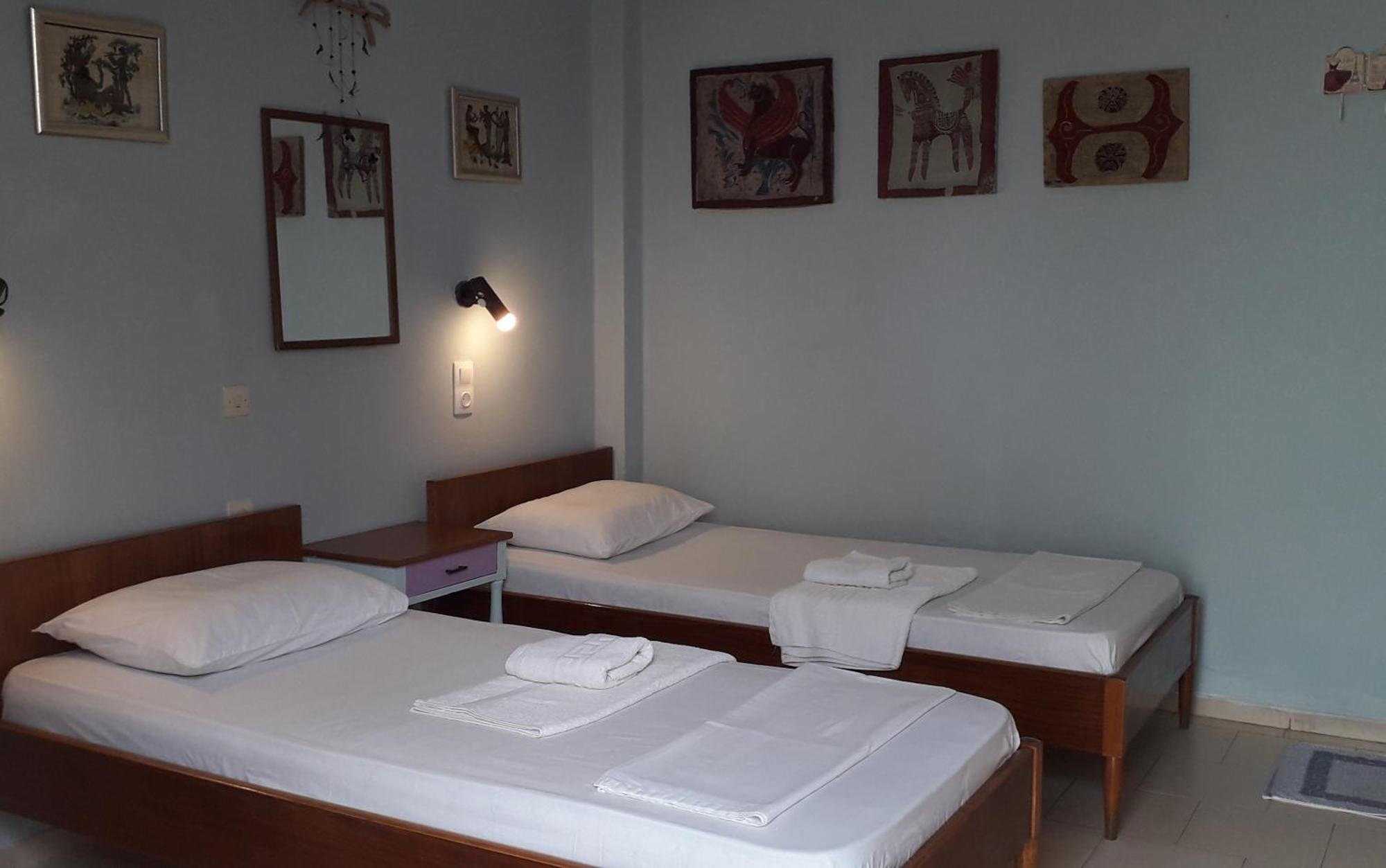 Αmmos Rooms Palaiochora Dış mekan fotoğraf