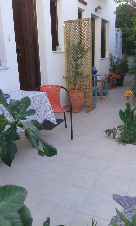 Αmmos Rooms Palaiochora Dış mekan fotoğraf