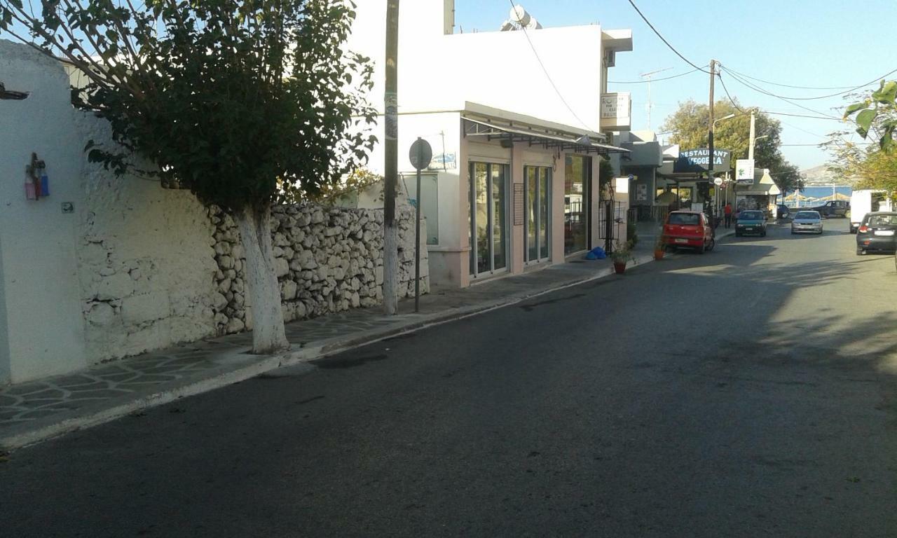 Αmmos Rooms Palaiochora Dış mekan fotoğraf