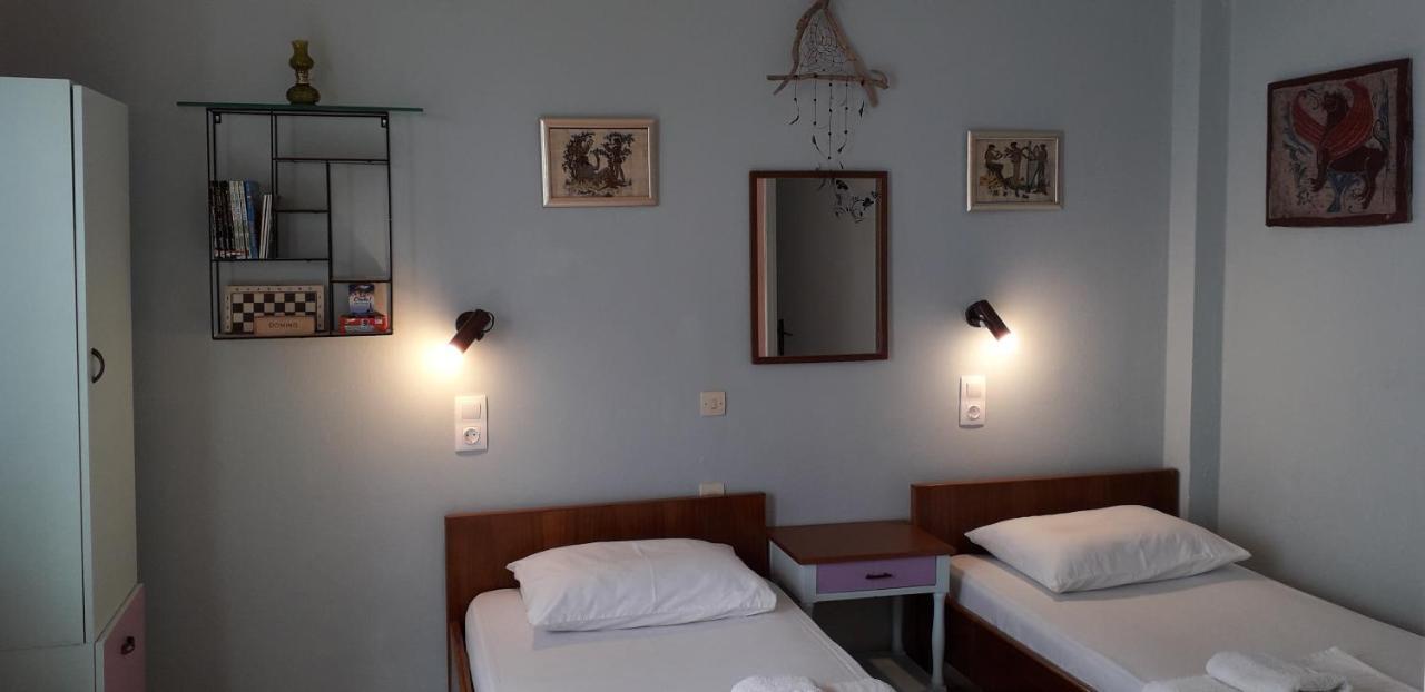 Αmmos Rooms Palaiochora Dış mekan fotoğraf