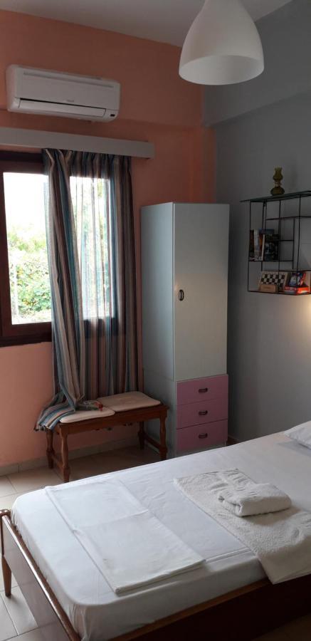 Αmmos Rooms Palaiochora Dış mekan fotoğraf