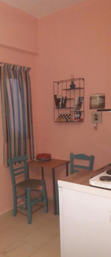 Αmmos Rooms Palaiochora Dış mekan fotoğraf